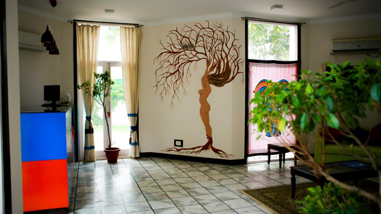 Roots Hostel Új-Delhi Kültér fotó