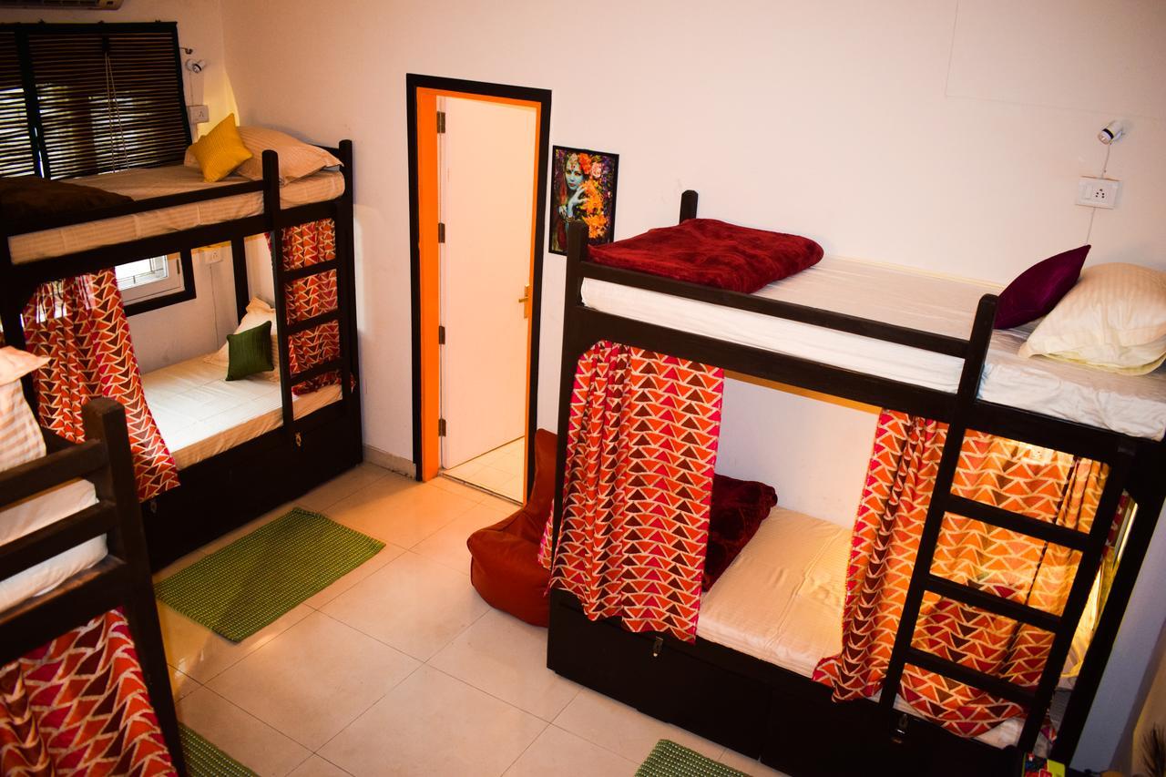 Roots Hostel Új-Delhi Kültér fotó