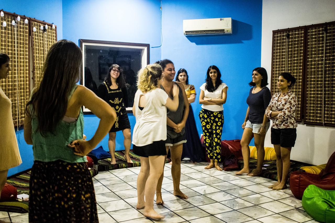 Roots Hostel Új-Delhi Kültér fotó